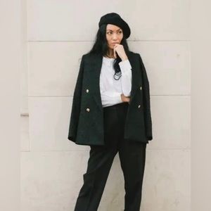 J.MCLAUGHLIN Black Blazer Medallion Buttons Sz 4